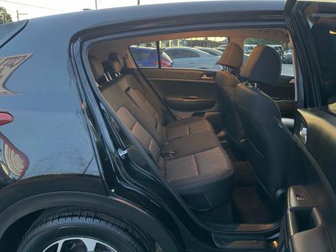 Used 2020 Kia Sportage LX FWD image 16