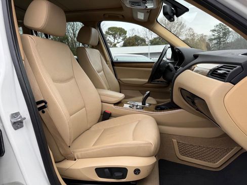 Used 2014 BMW X3 xDrive28i image 9