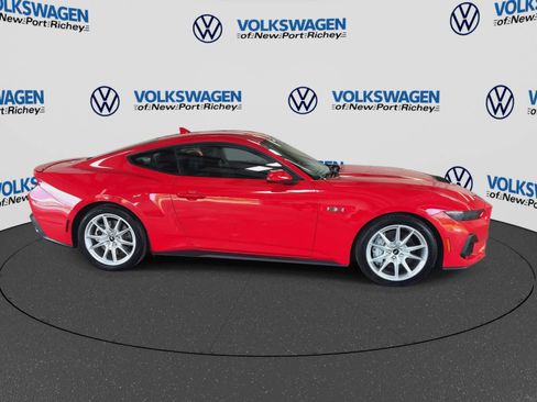 Used 2025 Ford Mustang GT Premium RWD image 9