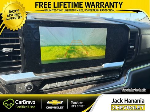Used 2022 Chevrolet Silverado 1500 RST w/ Z71 Off-Road Package AWD/4WD image 11