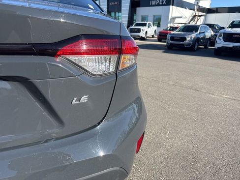 Used 2025 Toyota Corolla LE image 26