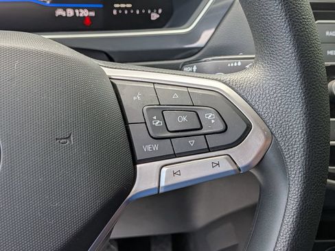 Used 2023 Volkswagen Tiguan S FWD image 17