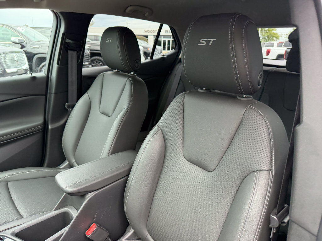 Certified 2024 Buick Encore GX Sport Touring FWD image 27