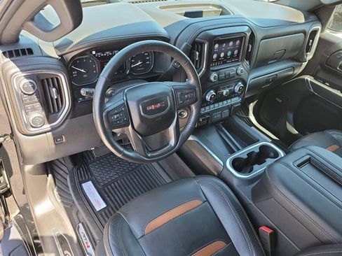Used 2020 GMC Sierra 1500 AT4 w/ AT4 Premium Package AWD/4WD image 2