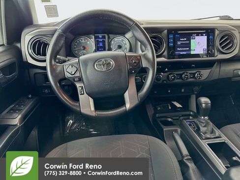 Used 2017 Toyota Tacoma TRD Off-Road image 22