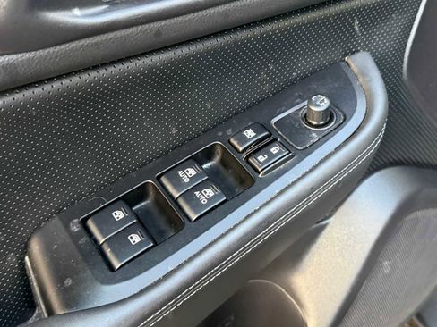 Used 2016 Subaru Outback 3.6R Limited w/ Popular Package #4 image 13