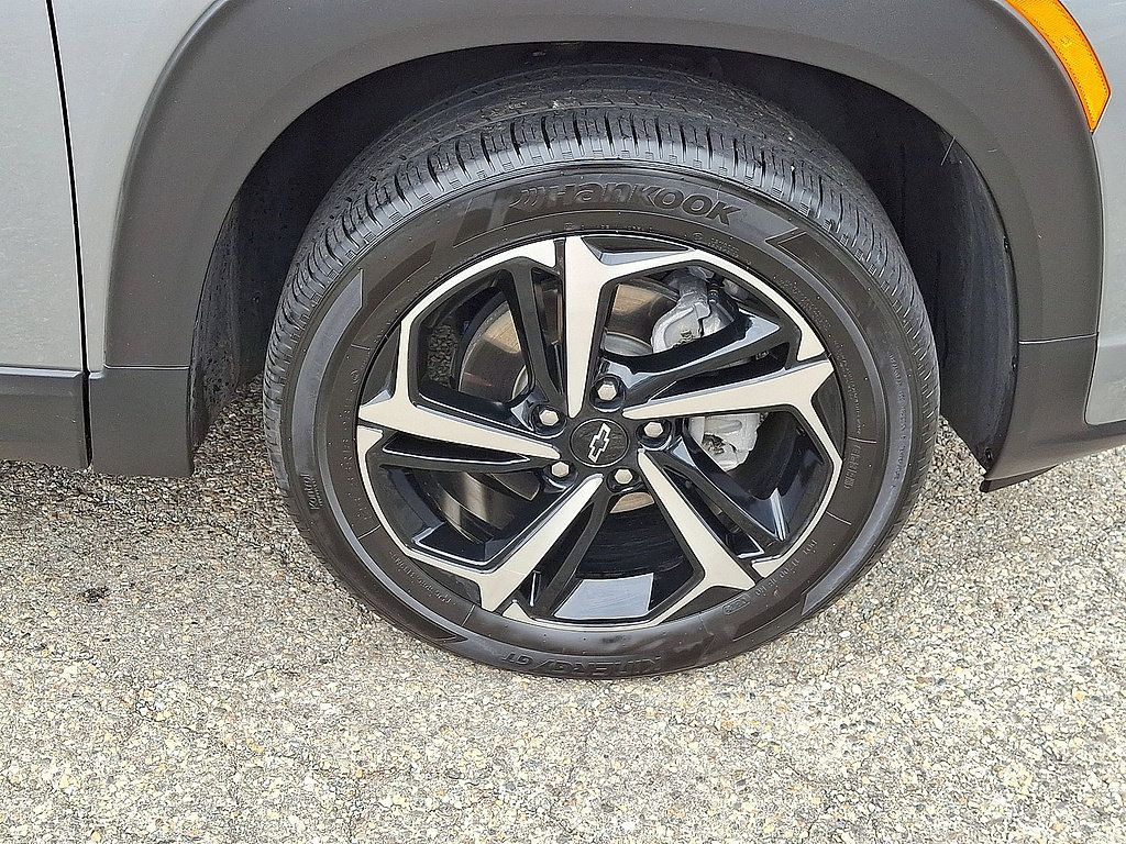 Certified 2023 Chevrolet TrailBlazer RS AWD/4WD image 27