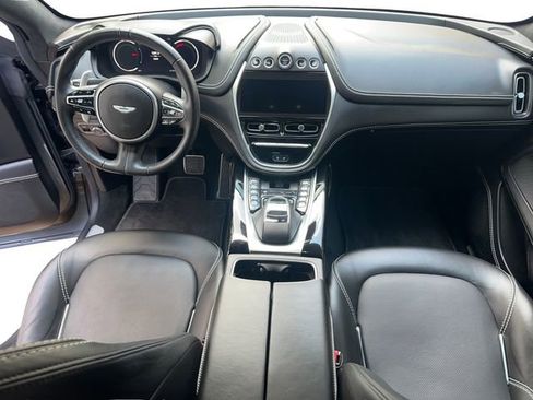 Used 2021 Aston Martin DBX AWD/4WD image 21