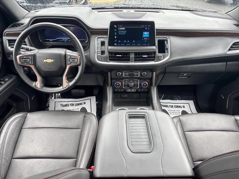 Used 2024 Chevrolet Suburban High Country AWD/4WD image 22