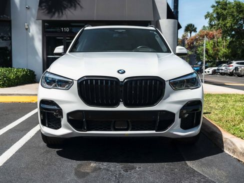 Used 2022 BMW X5 M50i w/ Executive Package image 1