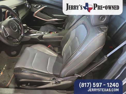 Used 2017 Chevrolet Camaro LT image 7