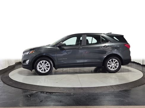 Used 2020 Chevrolet Equinox LS FWD image 6