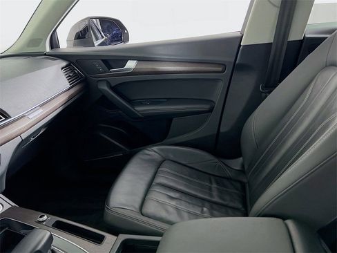 Used 2021 Audi Q5 2.0T Premium Plus w/ Premium Plus Package image 24