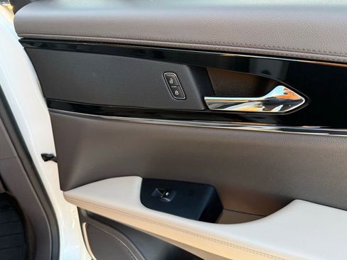 Used 2022 Lincoln Nautilus Reserve image 28