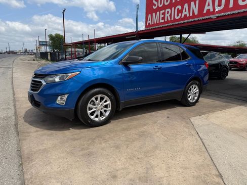 Used 2019 Chevrolet Equinox LS FWD image 5