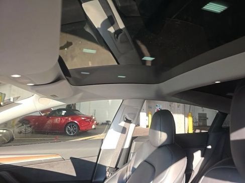 Used 2021 Tesla Model 3 Performance AWD/4WD image 13