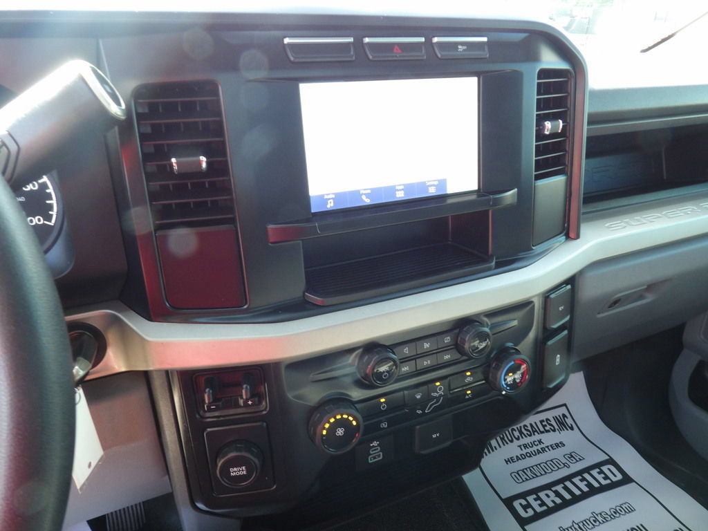 Used 2023 Ford F250 XL RWD image 22