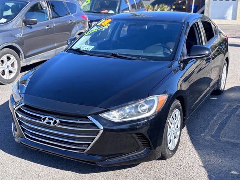 Used 2018 Hyundai Elantra SE w/ SE Connectivity Package 04 image 2