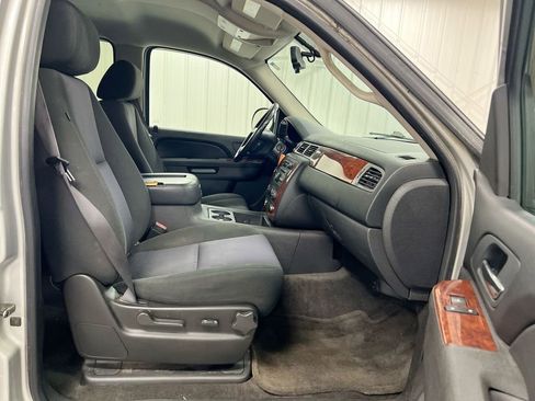 Used 2011 Chevrolet Tahoe LS AWD/4WD image 20