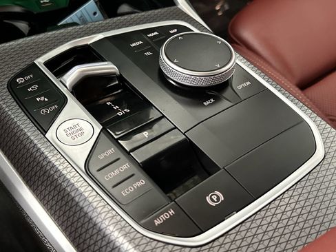 Used 2025 BMW 330i Sedan w/ Premium Package RWD image 20