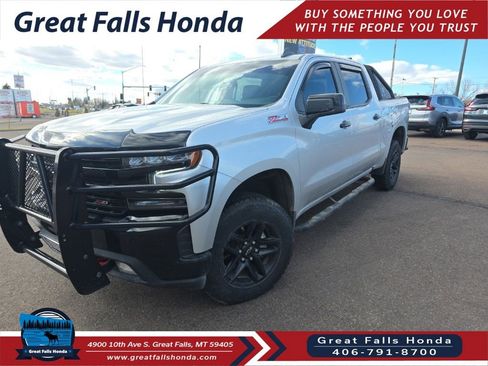 Used 2021 Chevrolet Silverado 1500 LT Trail Boss w/ Convenience Package II image 2