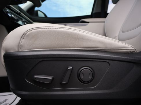 Used 2025 Hyundai Tucson Limited AWD/4WD image 24