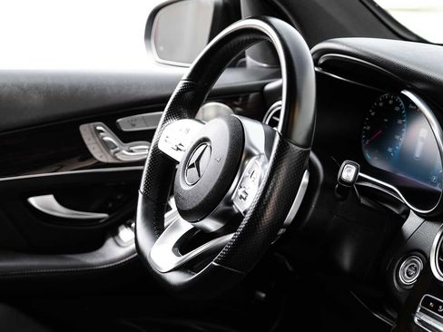 Used 2021 Mercedes-Benz GLC 300 image 17