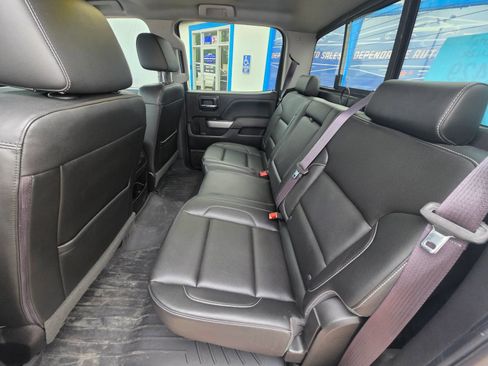 Used 2017 Chevrolet Silverado 1500 LTZ Z71 w/ LTZ Plus Package AWD/4WD image 10