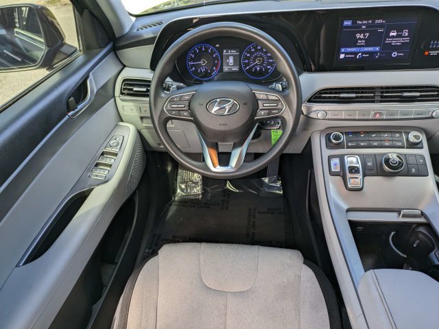Used 2022 Hyundai Palisade SE FWD image 16