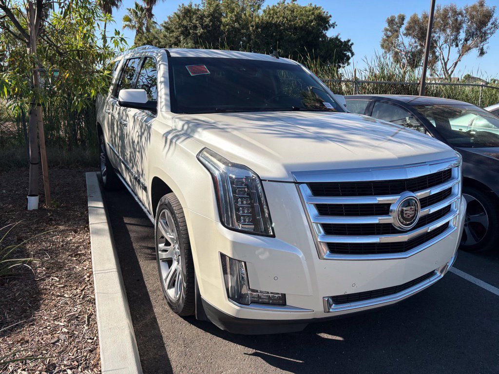 Used 2015 Cadillac Escalade ESV Premium AWD/4WD image 4