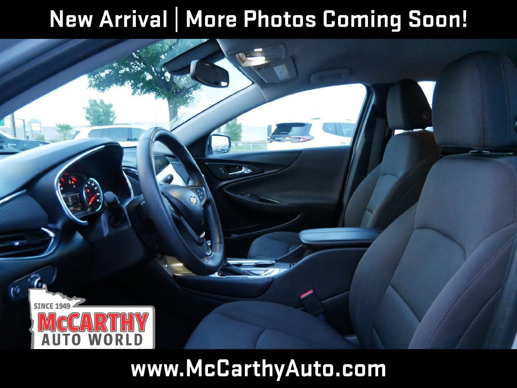 Used 2016 Chevrolet Malibu LT FWD image 9
