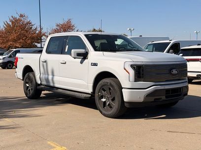 New 2025 Ford F150 Lightning Lariat