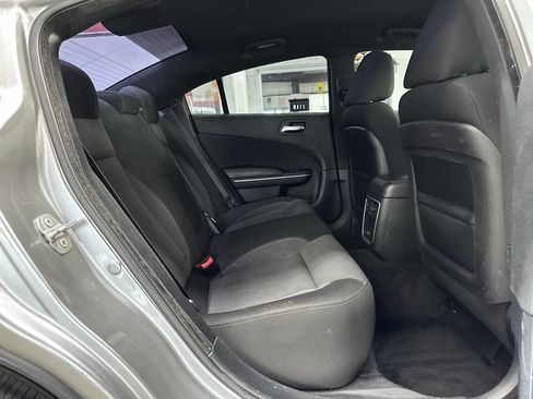 Used 2015 Dodge Charger SE image 15