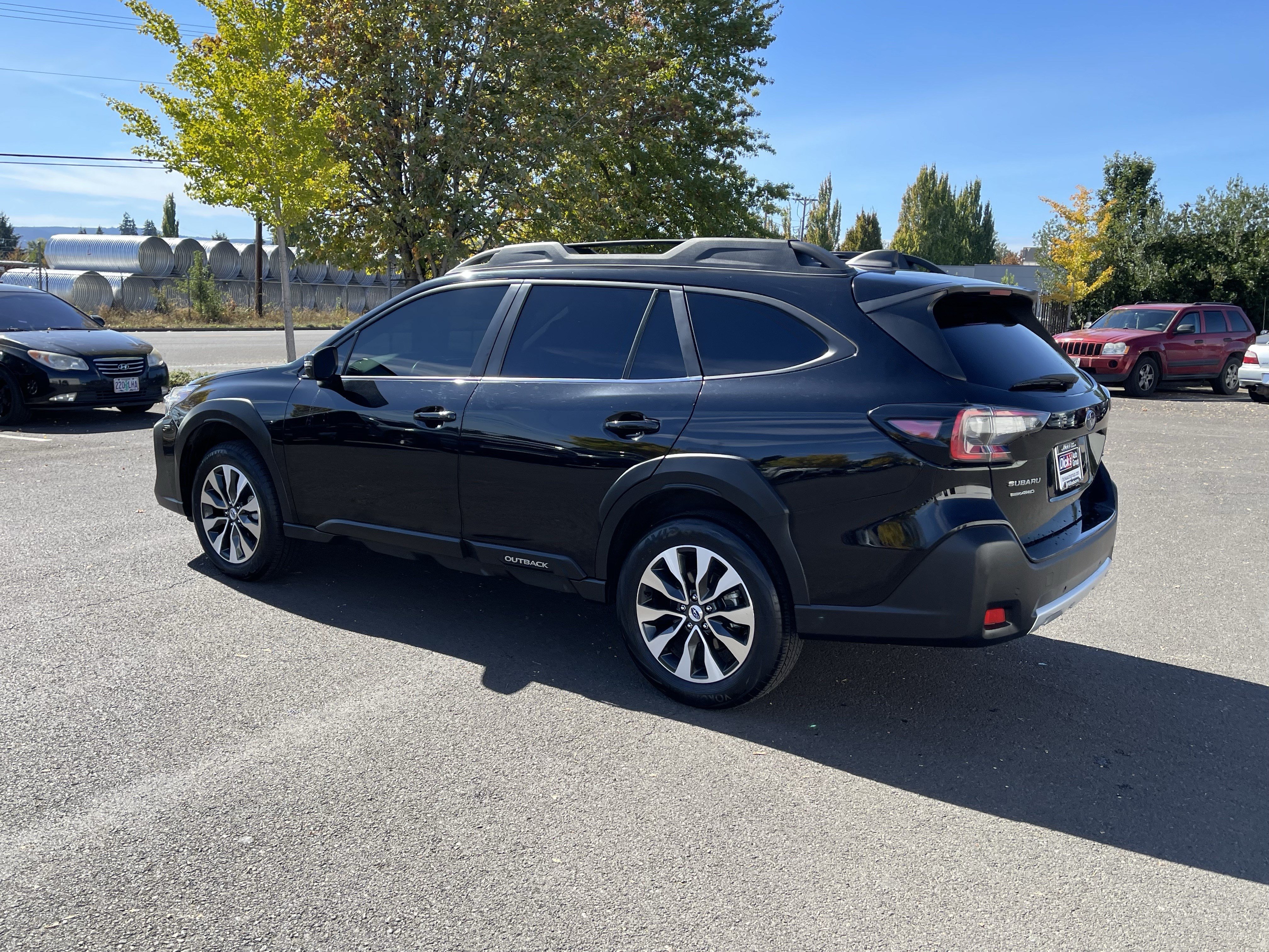 Used 2024 Subaru Outback Limited XT AWD/4WD image 3