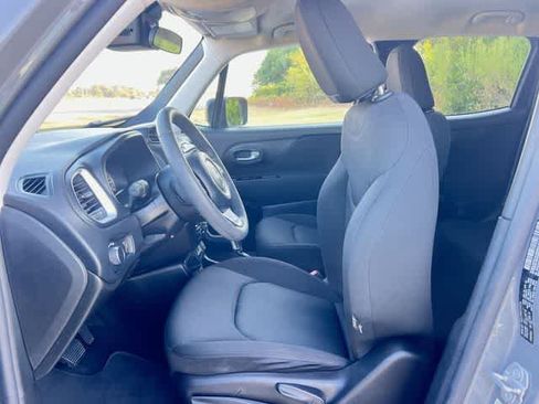 Used 2021 Jeep Renegade Sport w/ Sport Appearance Group FWD image 11
