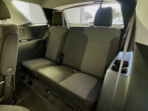Used 2020 Chevrolet Traverse LT w/ Driver Confidence II Package AWD/4WD image 26