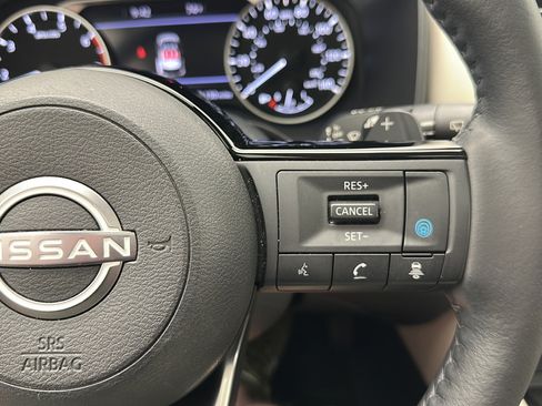 Used 2023 Nissan Rogue SL w/ SL Premium Package AWD/4WD image 19