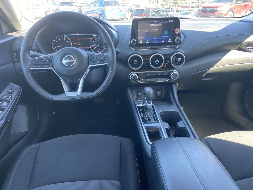 Used 2025 Nissan Sentra SV FWD image 9