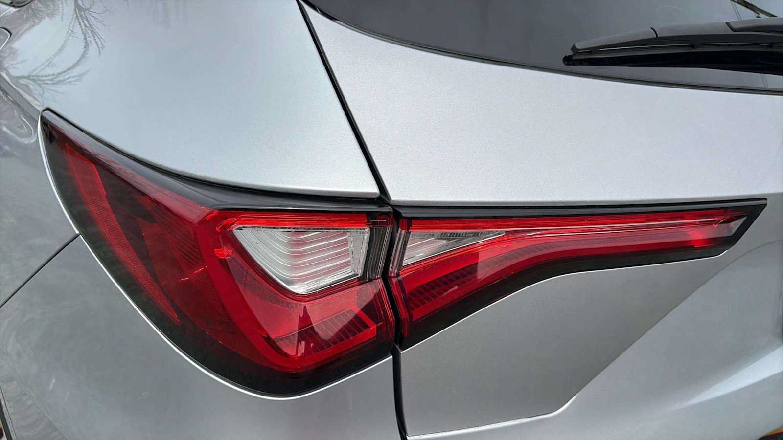 Used 2023 Acura MDX SH-AWD image 29