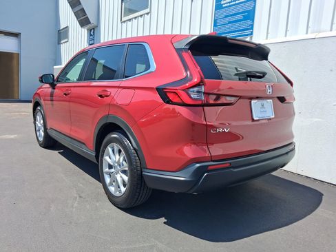 Used 2026 Honda CR-V EX image 3