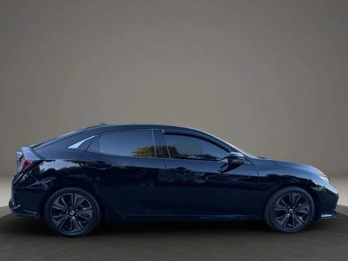 Used 2018 Honda Civic EX image 4