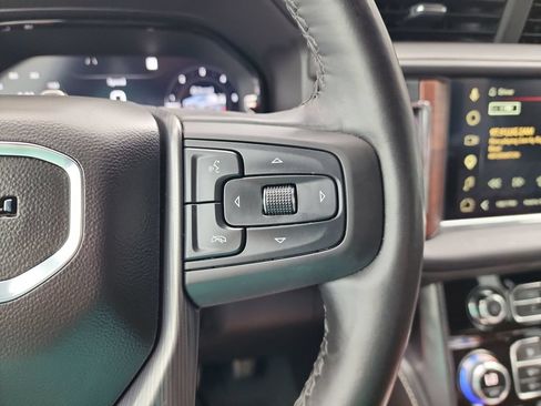 Used 2023 GMC Yukon XL Denali Ultimate AWD/4WD image 27