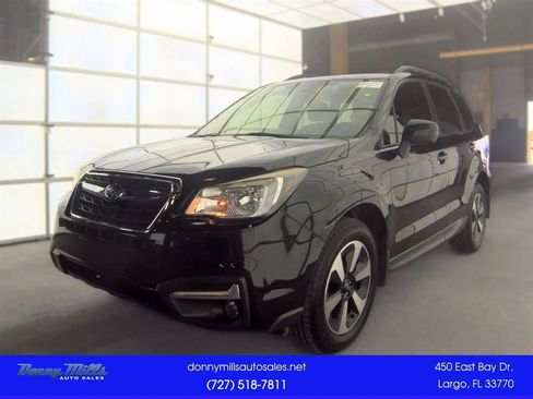 Used 2017 Subaru Forester 2.5i Premium AWD/4WD image 1