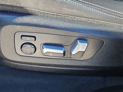 Used 2023 BMW X5 xDrive40i w/ Premium Package image 25