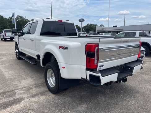 New 2026 Ford F350 Platinum w/ Platinum Plus Package AWD/4WD image 9