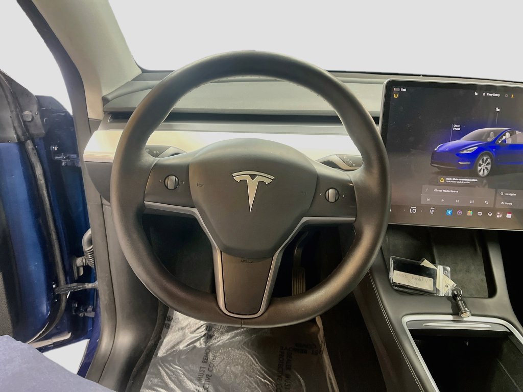 Used 2023 Tesla Model Y Long Range AWD/4WD image 10