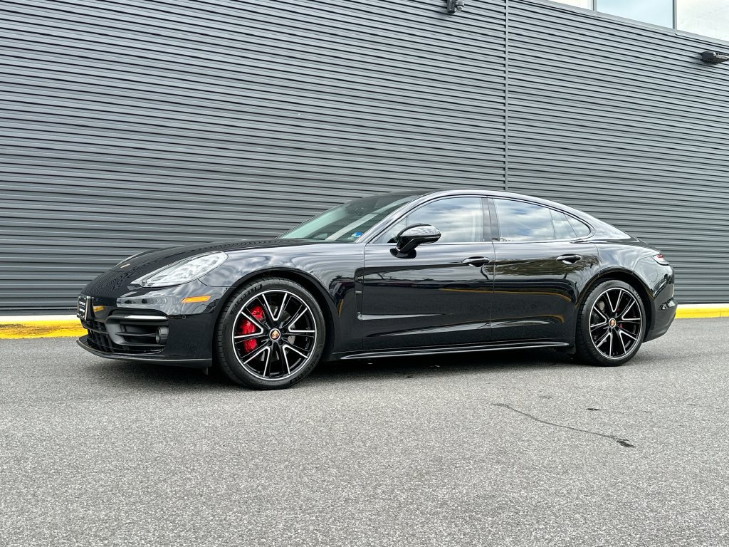 Certified 2022 Porsche Panamera 4S w/ Premium Package AWD/4WD image 2