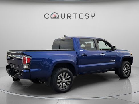 Certified 2023 Toyota Tacoma Limited image 5