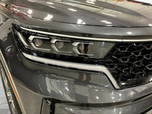 Used 2023 Kia Sorento SX Prestige AWD/4WD image 32