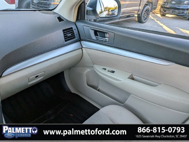 Used 2014 Subaru Outback 2.5i Premium AWD/4WD image 16